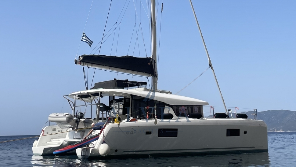 Lagoon 42